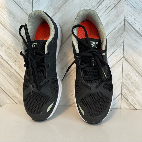 Reebok 7.5 women’s like new endless road running shoes - Picture 5 of 16